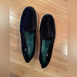 Black Velvet Platform Slip-on Sneakers